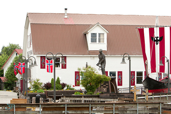Fisherman's Memoria Park with Sons in Background